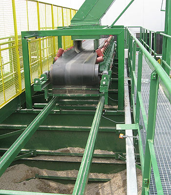 Aggregate loading systems